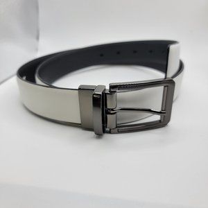 NWT Men's White/Black Reversible Leather Belt